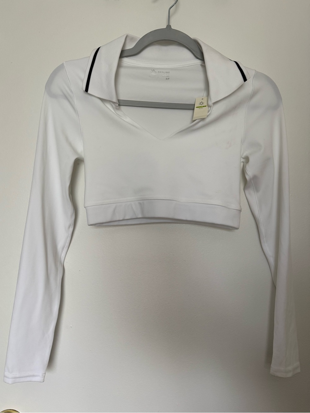 Aerie cropped long sleeve athletic top
